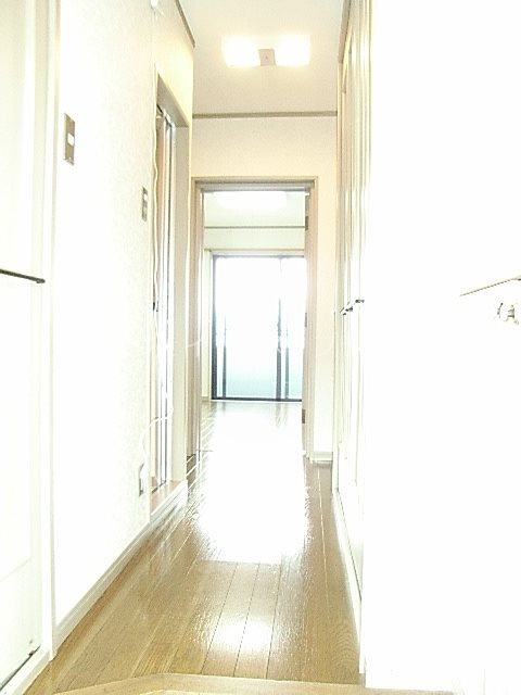 ウイング鷺宮 玄関