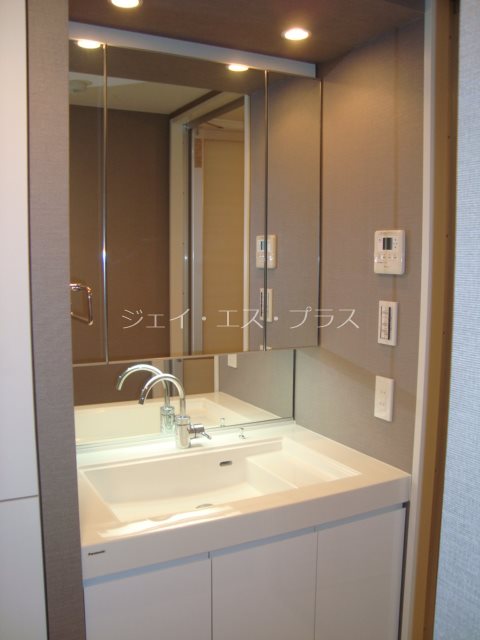 シティハウス池袋立教南 洗面所