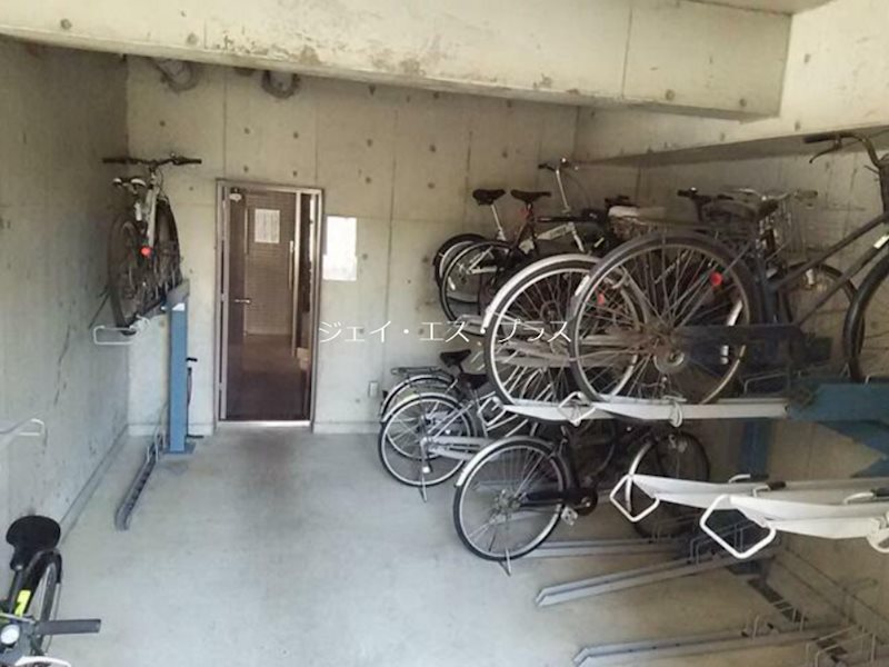 アクトピア三郷 駐車場